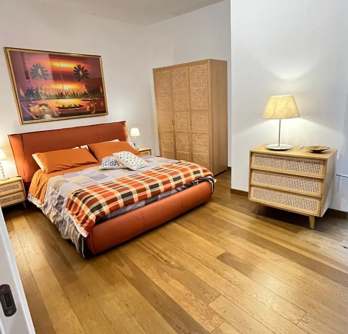 Pattoluxurysuite Appartamento A Roma Quartiere Trieste - Vicino Metro B1 0*,  Italia
